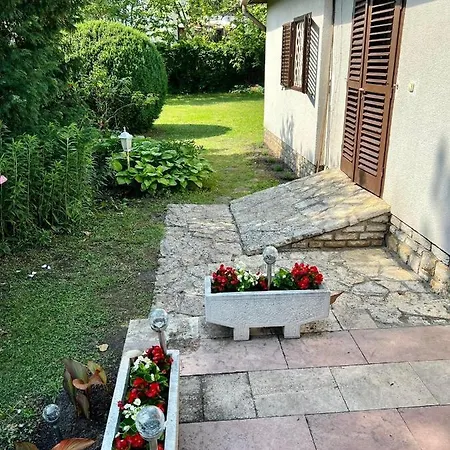 Holiday home Edes Emlek Vendeghaz