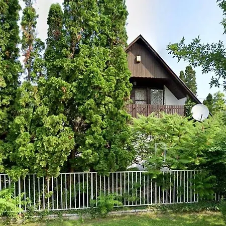 Edes Emlek Vendeghaz Holiday home *